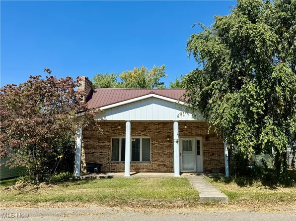 46605 Main St, Jacobsburg, OH 43933