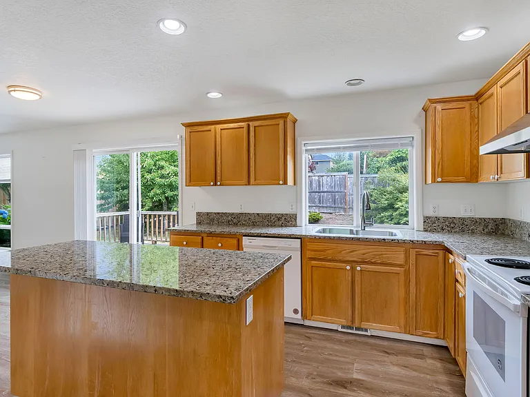 14977 SE Bradford Rd — Photo 23