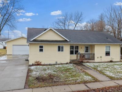 867 Plank Rd, Menasha, WI, 54952