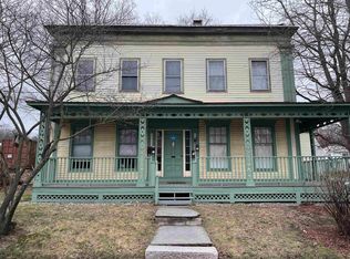 28 Brook St, Brattleboro, VT 05301