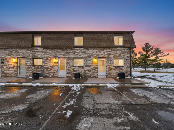 728 Fairway Dr APT 1, Wauseon, OH 43567