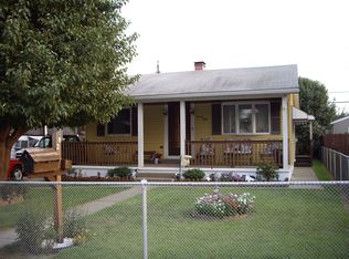 28 Blister St, Middle River, MD 21220