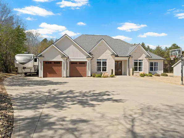47 Wofford Rd, Taylors, SC 29687