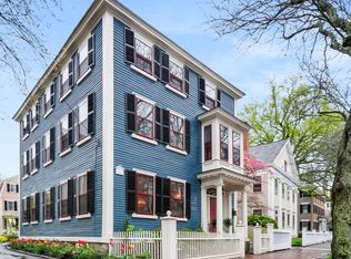 18 Chestnut St, Salem, MA 01970