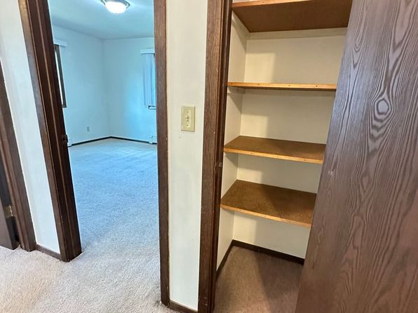 233 N College St #19277759