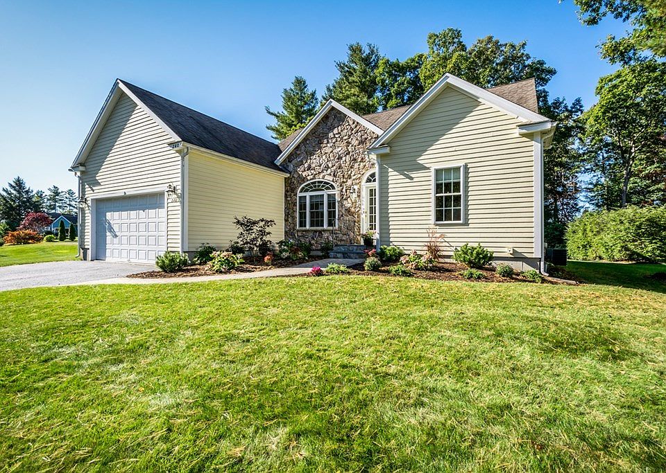 1st image of 240 Mary Catherine Dr