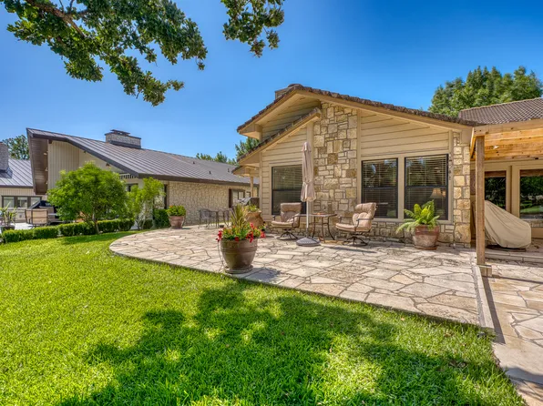 302 Fault Line Dr #D, Horseshoe Bay, TX 78657