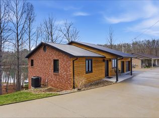 1063 Cliffs Edge Rd, East Bernstadt, KY 40729