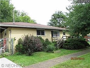 1st image of 102 Rumley St