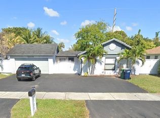 14213 SW 152nd Ter, Miami, FL 33177