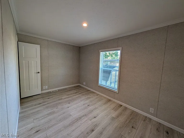 205 Greenbriar St — Photo 13