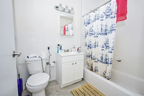 Rented by Level Group | media 6