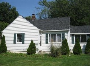 2021 Bradley Rd, Westlake, OH 44145