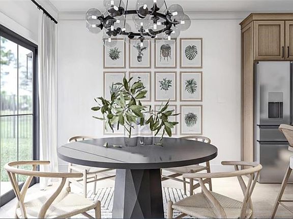 3rd image of 5026 Wake Robin Rd