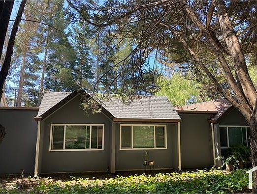 1st image of 3050 Dover Dr Unit 17
