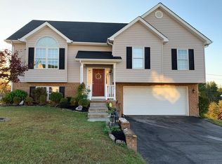 156 Providence Pl, Princeton, WV 24739
