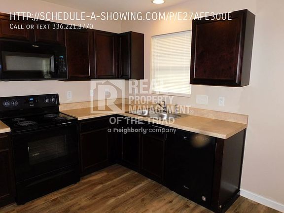 4th image of 2007 Chapel Park Ln