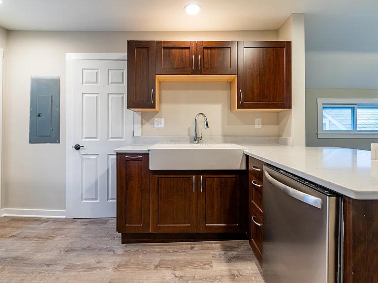 908 Fruit Ave #UP — Photo 13
