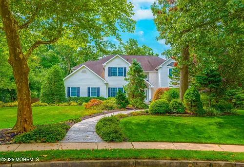 1577 Country Club Ln Photo 1