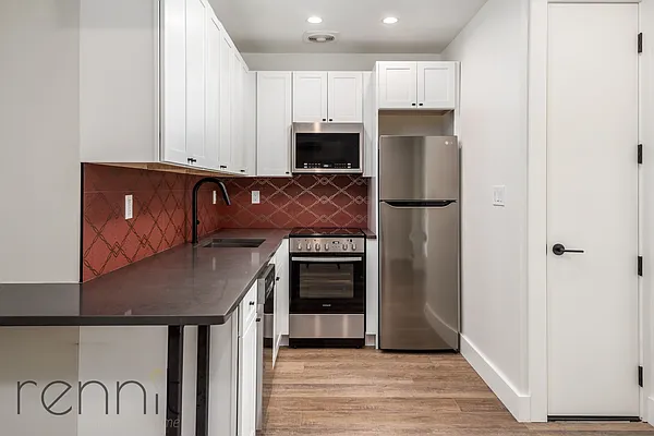 Rented by Rennit Inc. | media 8