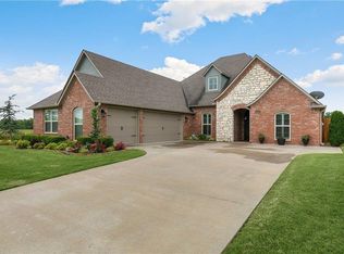 6101 SW Fair View Blvd, Bentonville, AR 72713