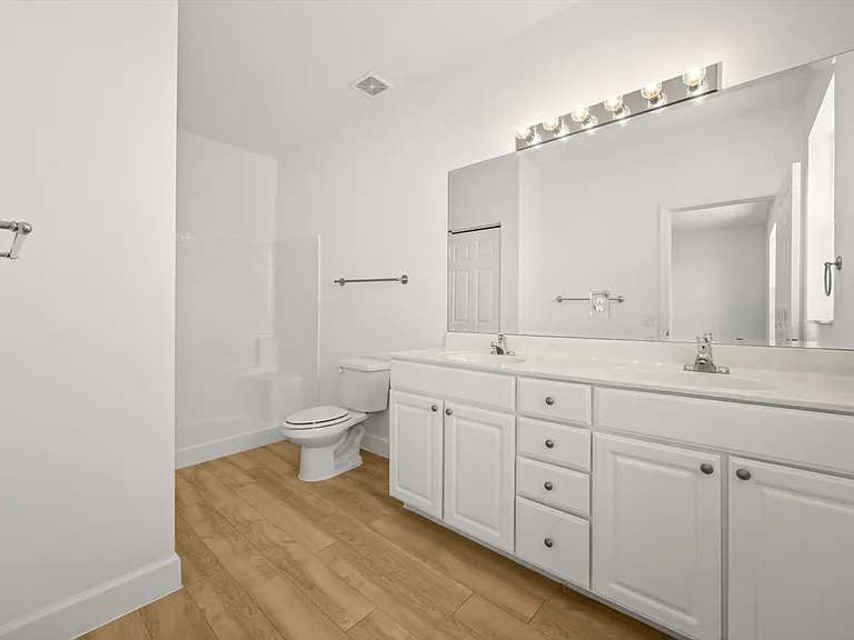 Enclave Sable Bathroom Enclave Sable Bathroom