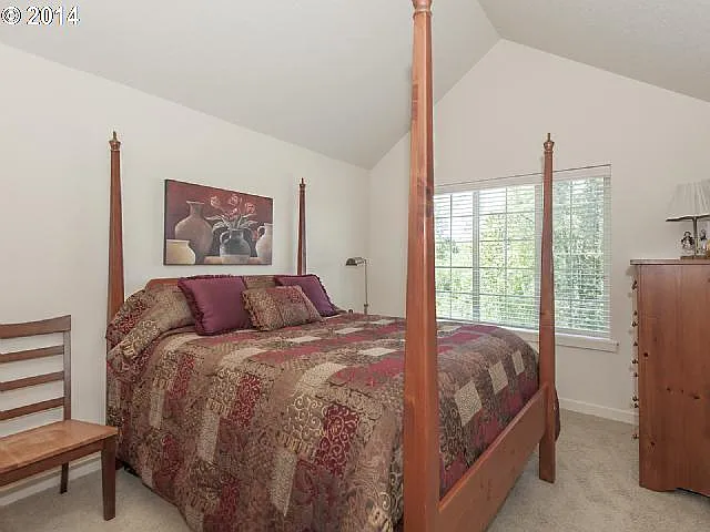 2 bed, 2.5 bath, 1715 sqft, $2,400 — Photo 2