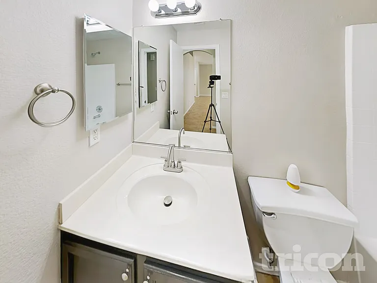 6323 W Williams St — Photo 15