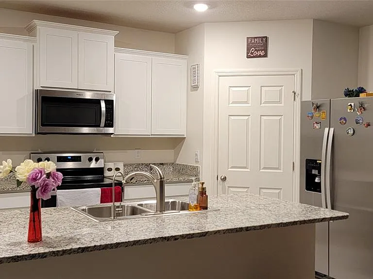 978 Remington Green Dr SE — Photo 2