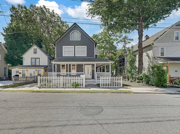 33 Seward Avenue, Port Jervis, NY 12771