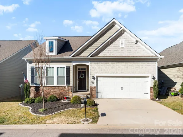 16 Southern Way Ln, Leicester, NC 28748