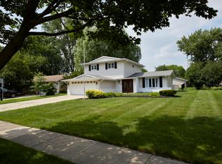 502 Hingham Ln, Schaumburg, IL