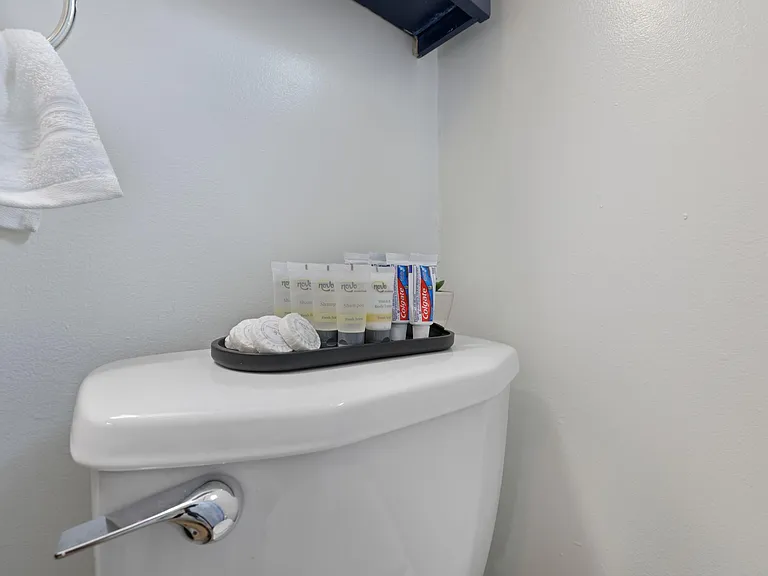 2812 Allegheny Ave — Photo 10