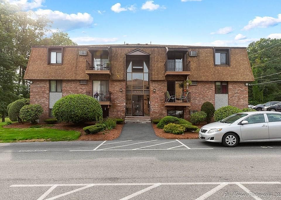 1st image of 655 W Lowell Ave Unit 8