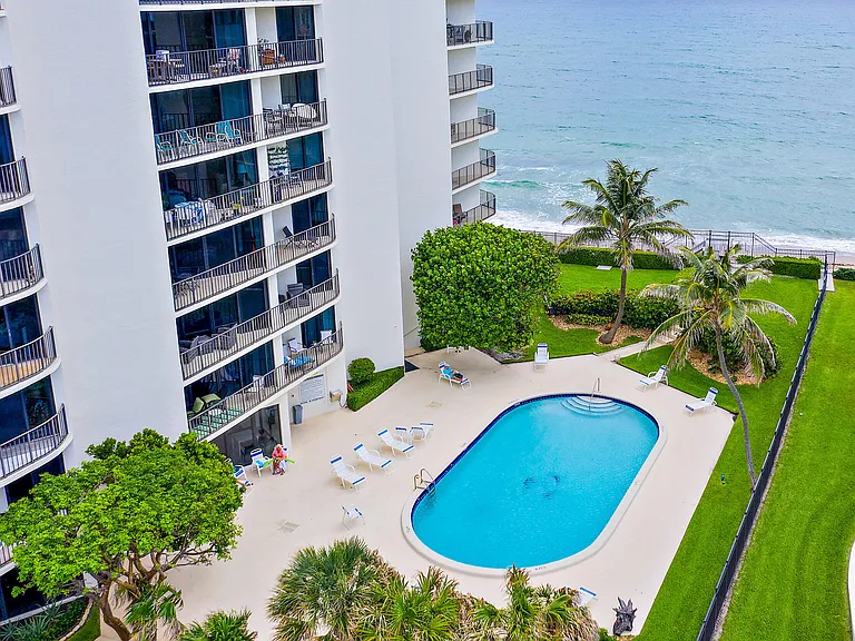5420 N Ocean Dr #305 — Photo 19