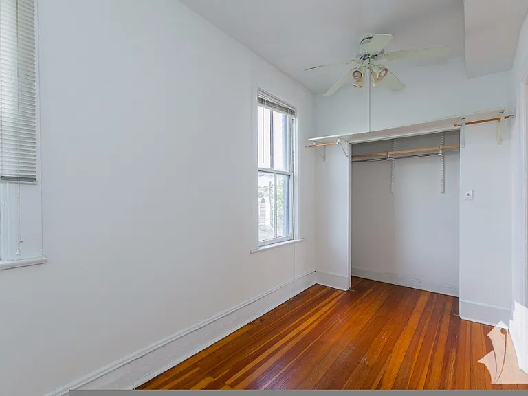2317 N Southport Ave #CH3 — Photo 6