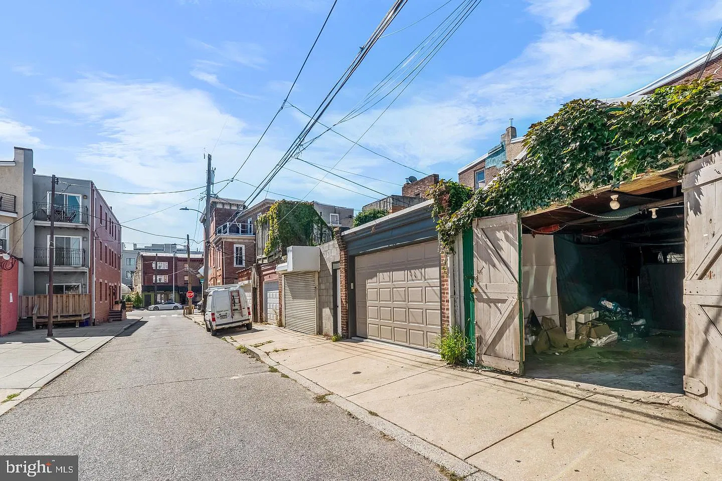 1 bed, 1.0 bath, 500 sqft, $1,995 — Photo 2