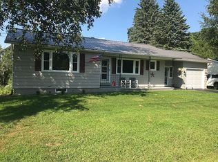 91 Beauchesne St, Derby Line, VT 05830