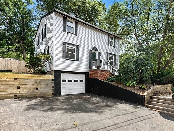 2nd image of 115 Morningside Path