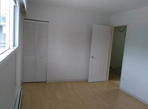 13615 Fraser Hwy #9 — Photo 5