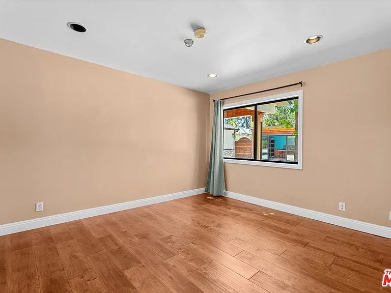 22954 Collins St — Photo 16