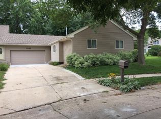 2342 N 120th Avenue Cir, Omaha, NE 68164