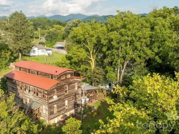 9 & 1 Old Mill Ln, Weaverville, NC 28787