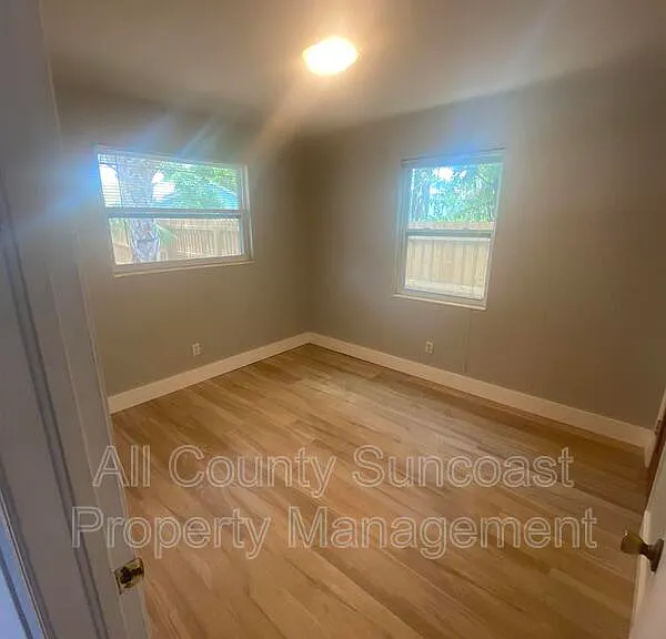 5613 23rd Ave S — Photo 12