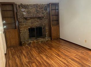 116 SE Sungate Blvd, Lawton, OK 73501