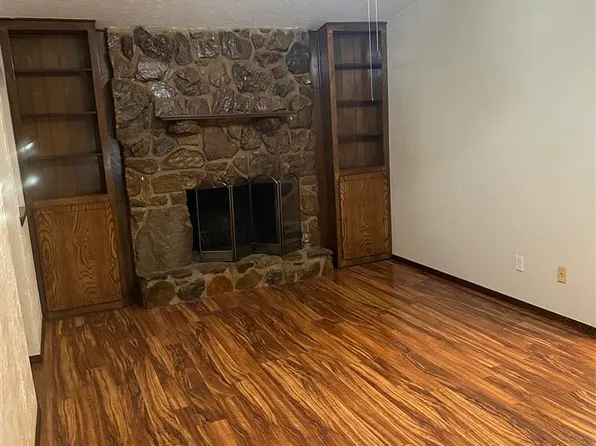 116 SE Sungate Blvd, Lawton, OK 73501