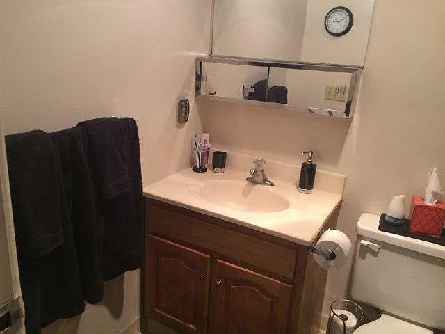 Oxford Square Apartments — Photo 2