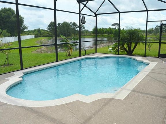 2nd image of 450 Michigan Estates Cir