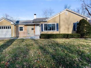 8101 Antioch Rd, Overland Park, KS 66204