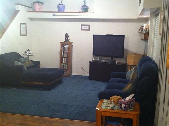 4th image of 329 Laurelwood Cir
